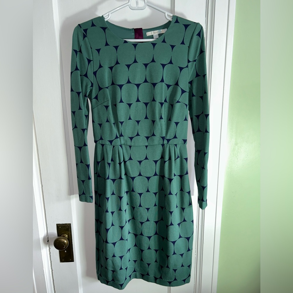 Boden Green Geo Dot Printed Ponte Dress WH730 size 8 Regular EUC